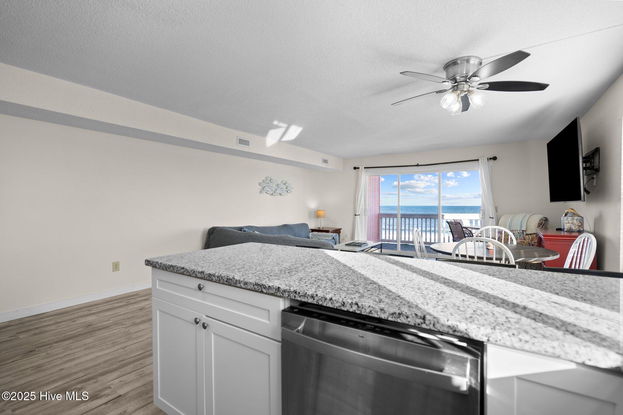 1600 Carolina Beach Avenue N Unit: C-4