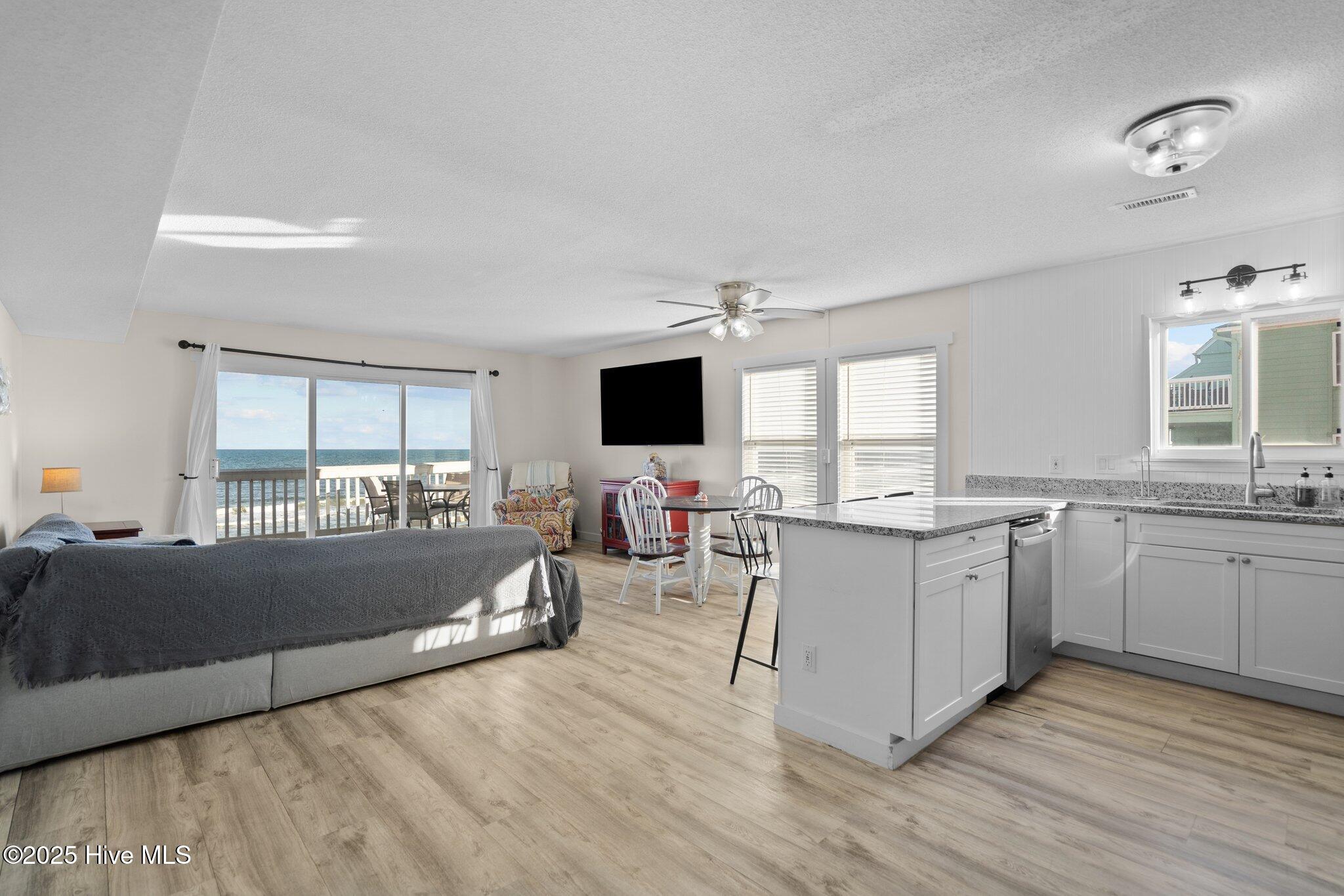 1600 Carolina Beach Avenue N Unit: C-4