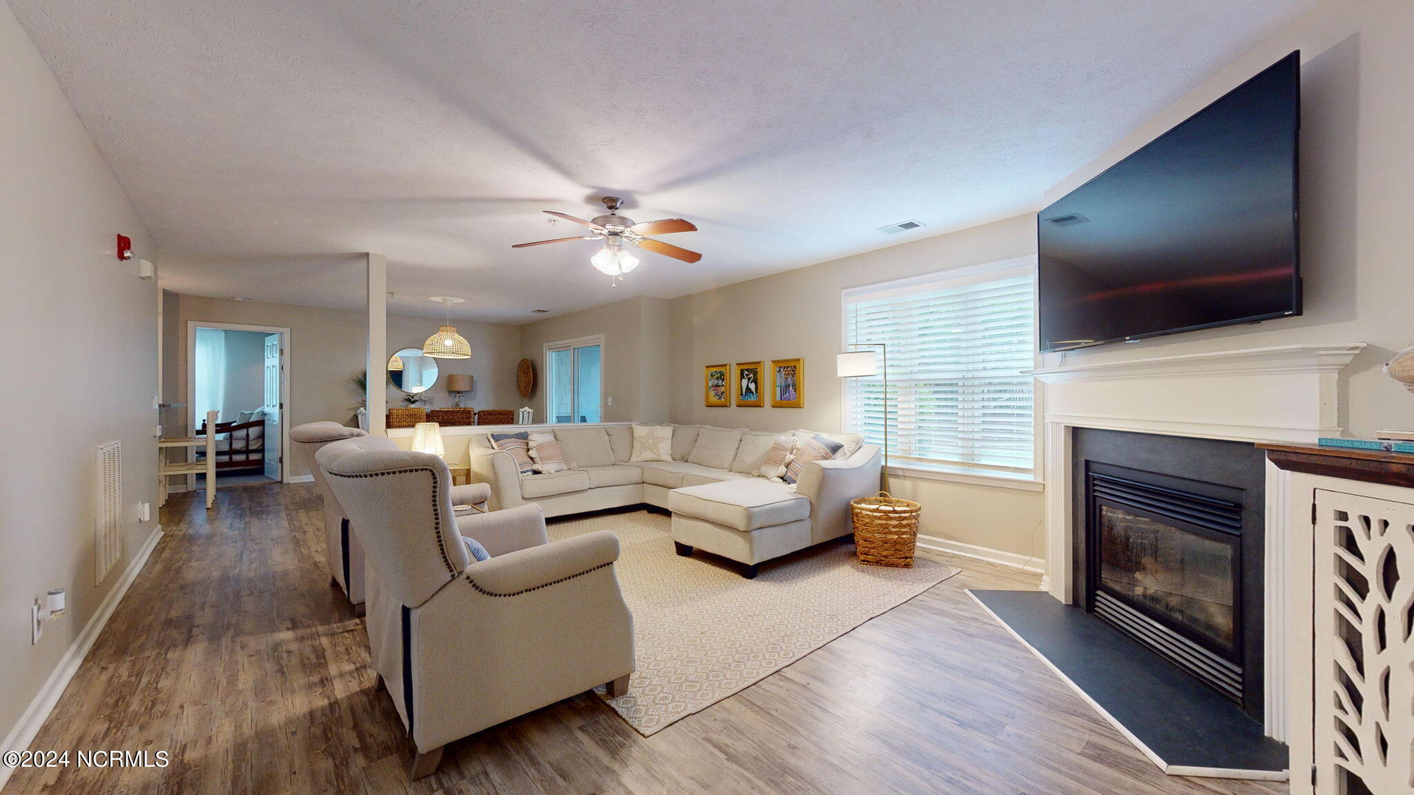 625 Spencer Farlow Drive, Unit 11