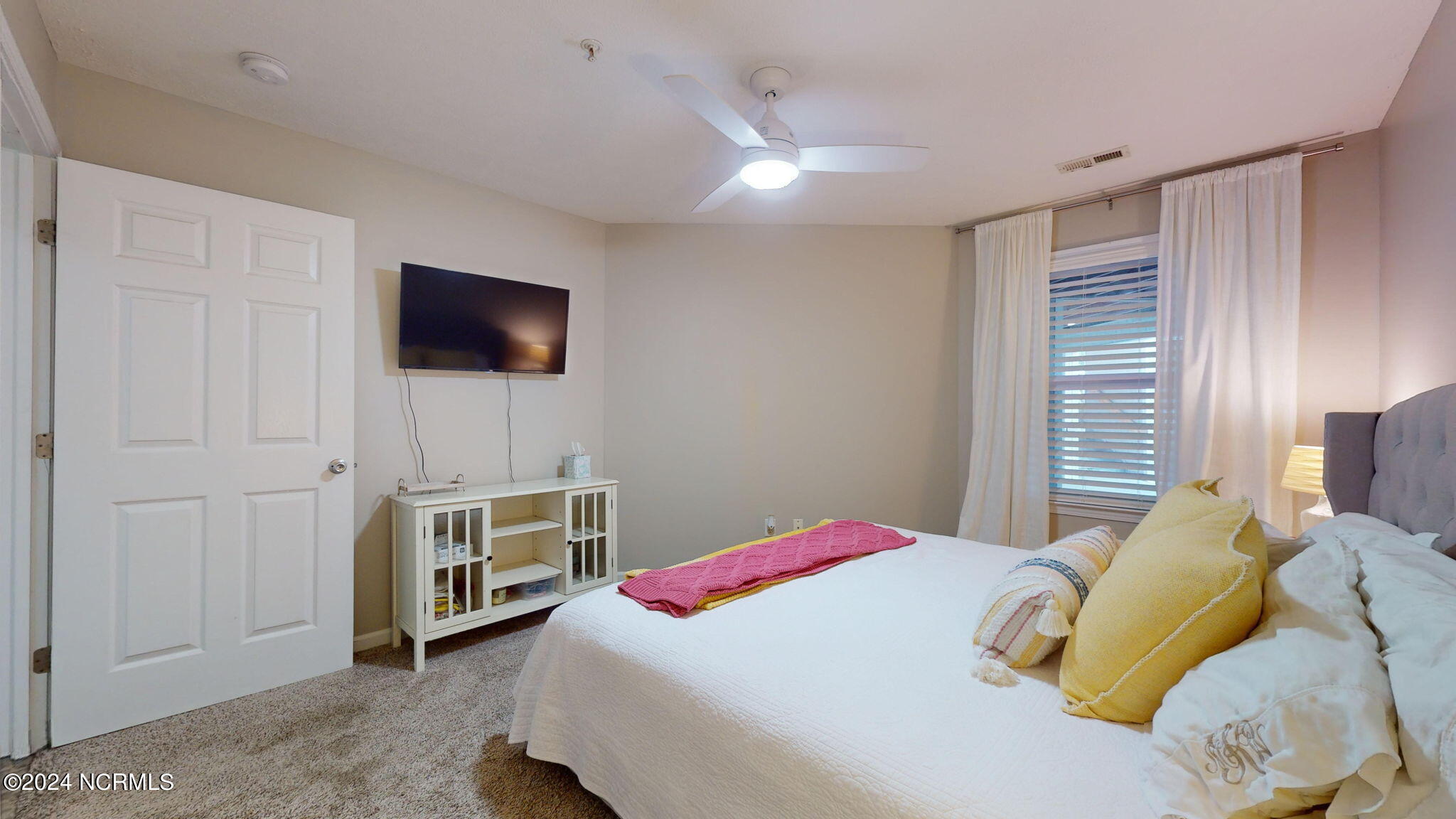 625 Spencer Farlow Drive, Unit 11