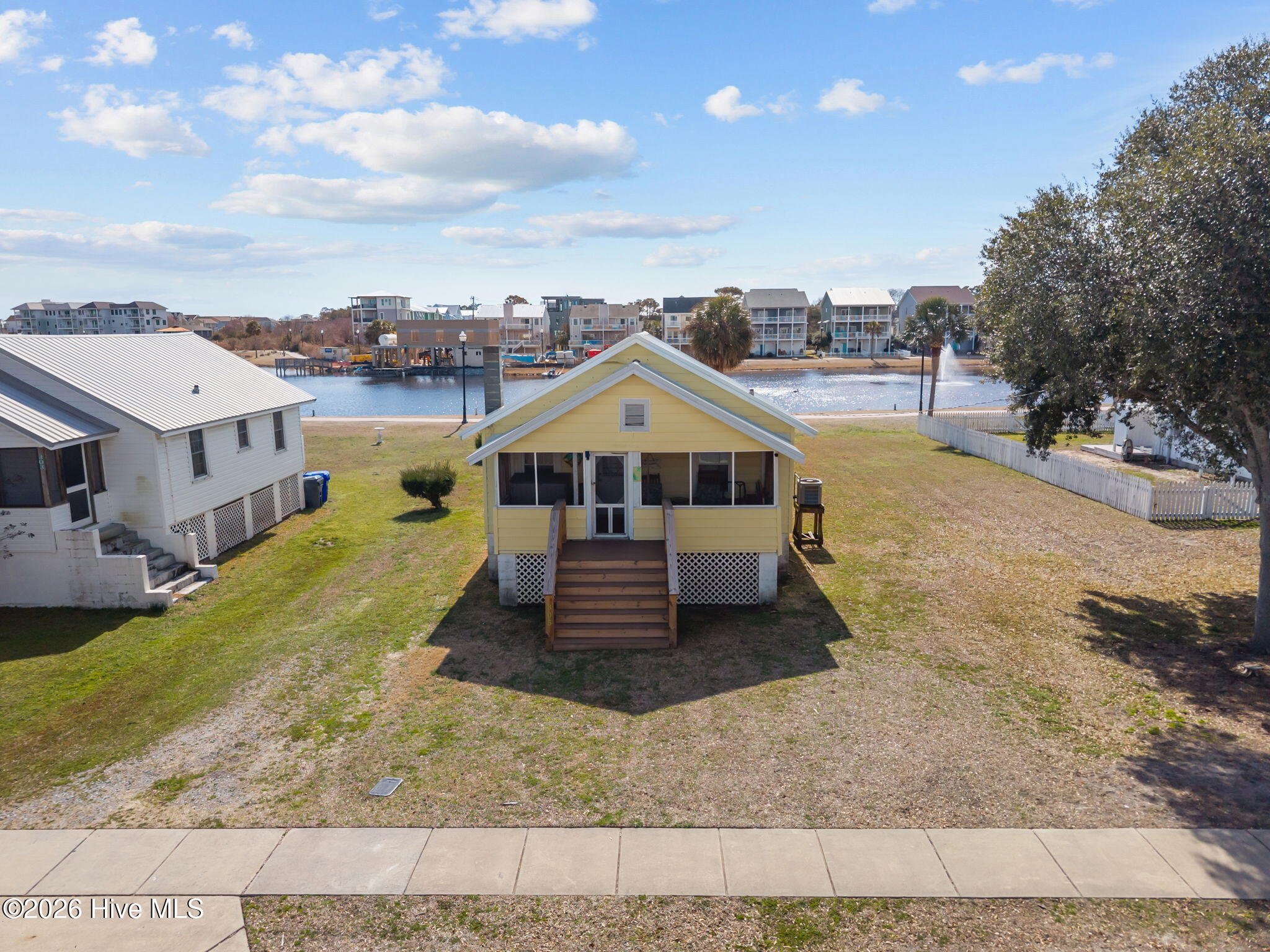 305 Atlanta Avenue