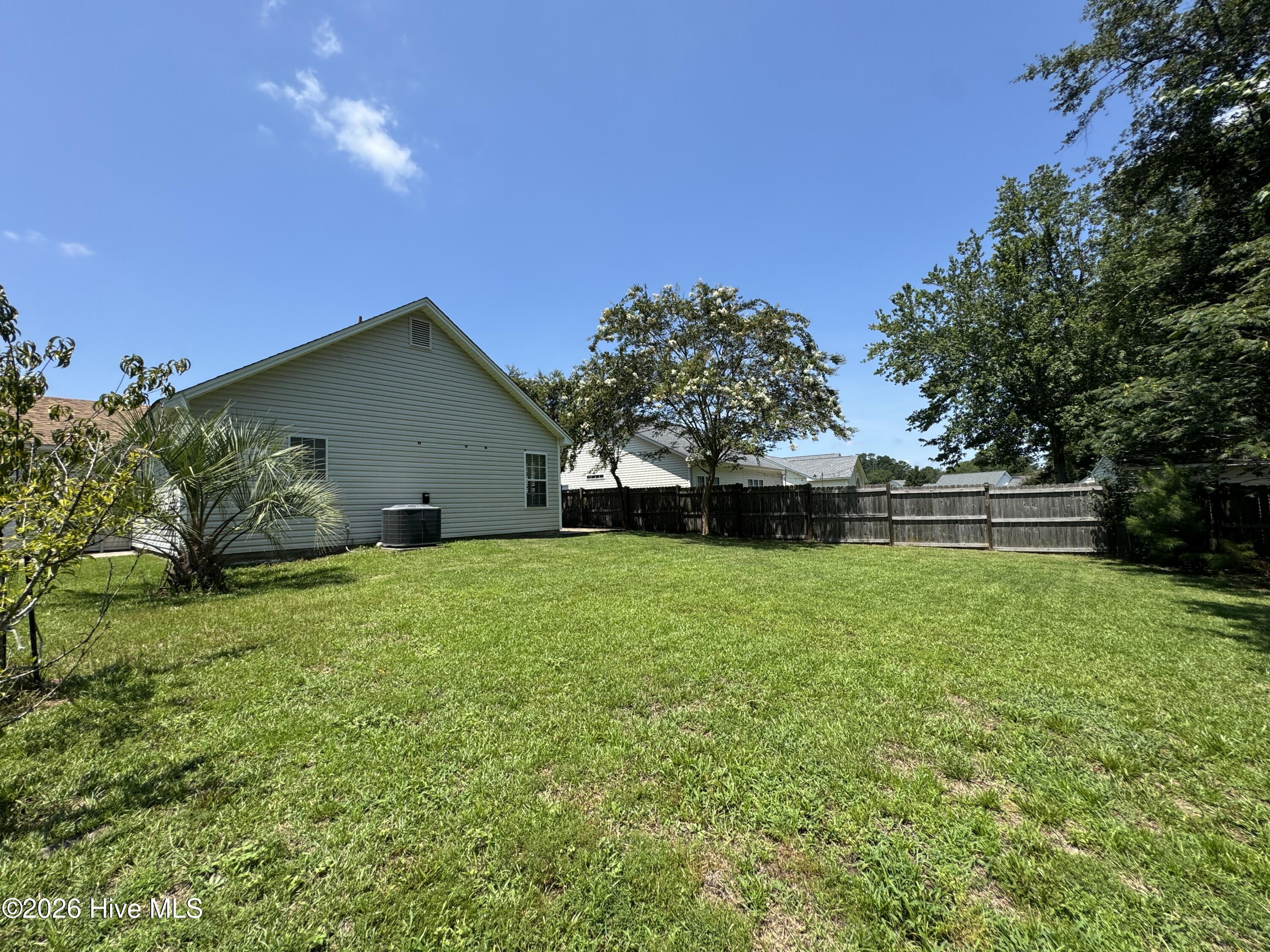 8667 Orchard Loop Road NE