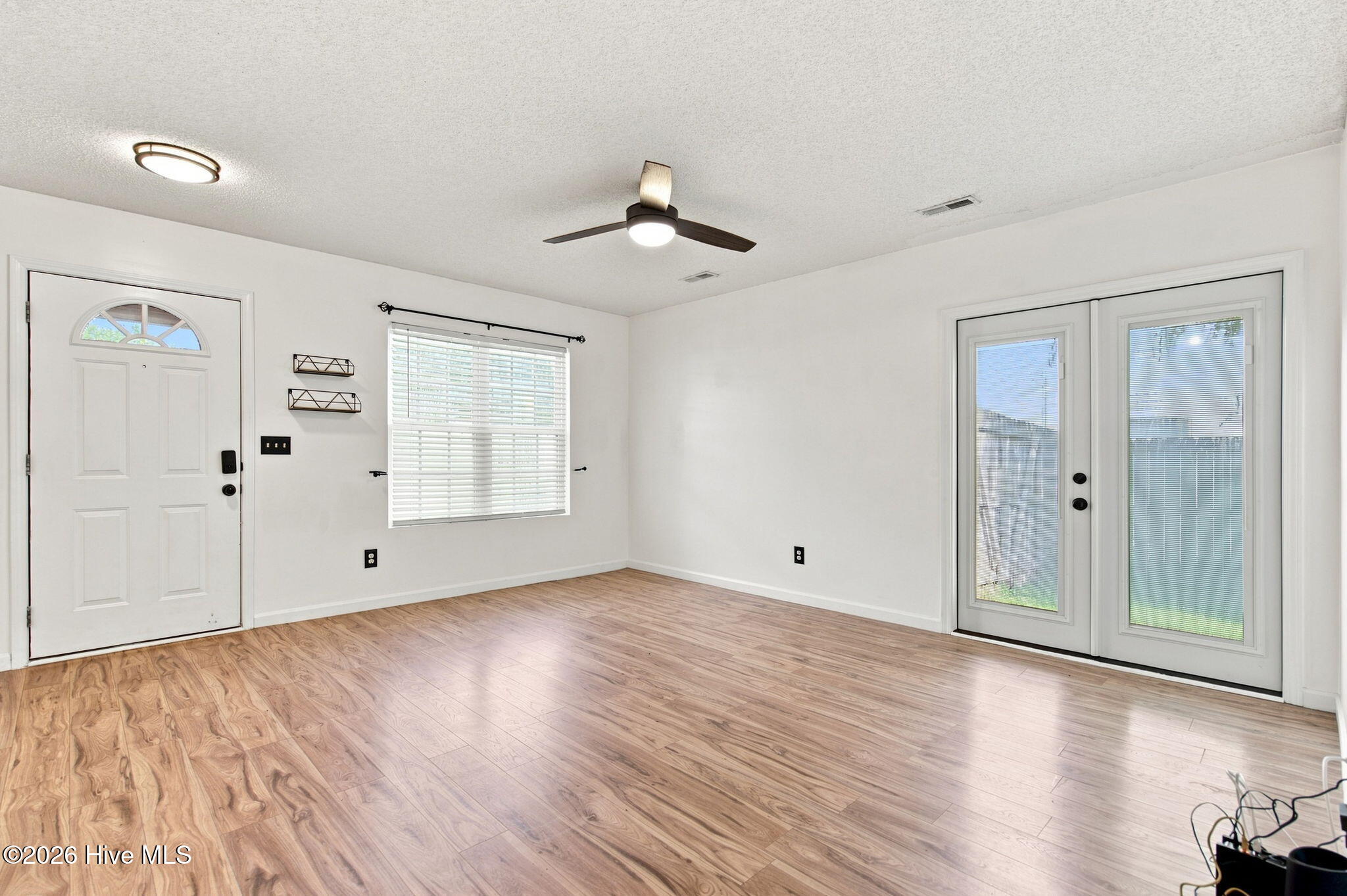 8667 Orchard Loop Road NE