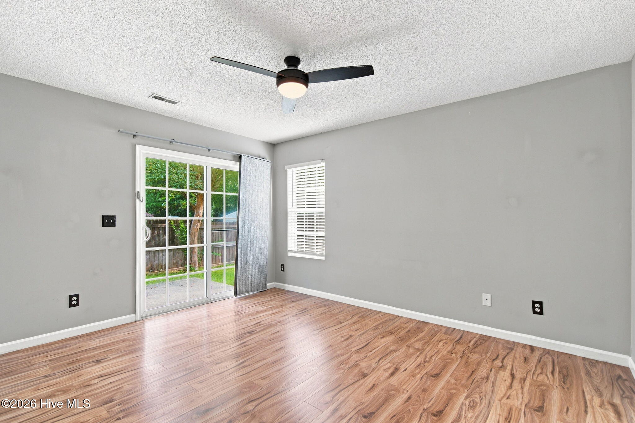 8667 Orchard Loop Road NE