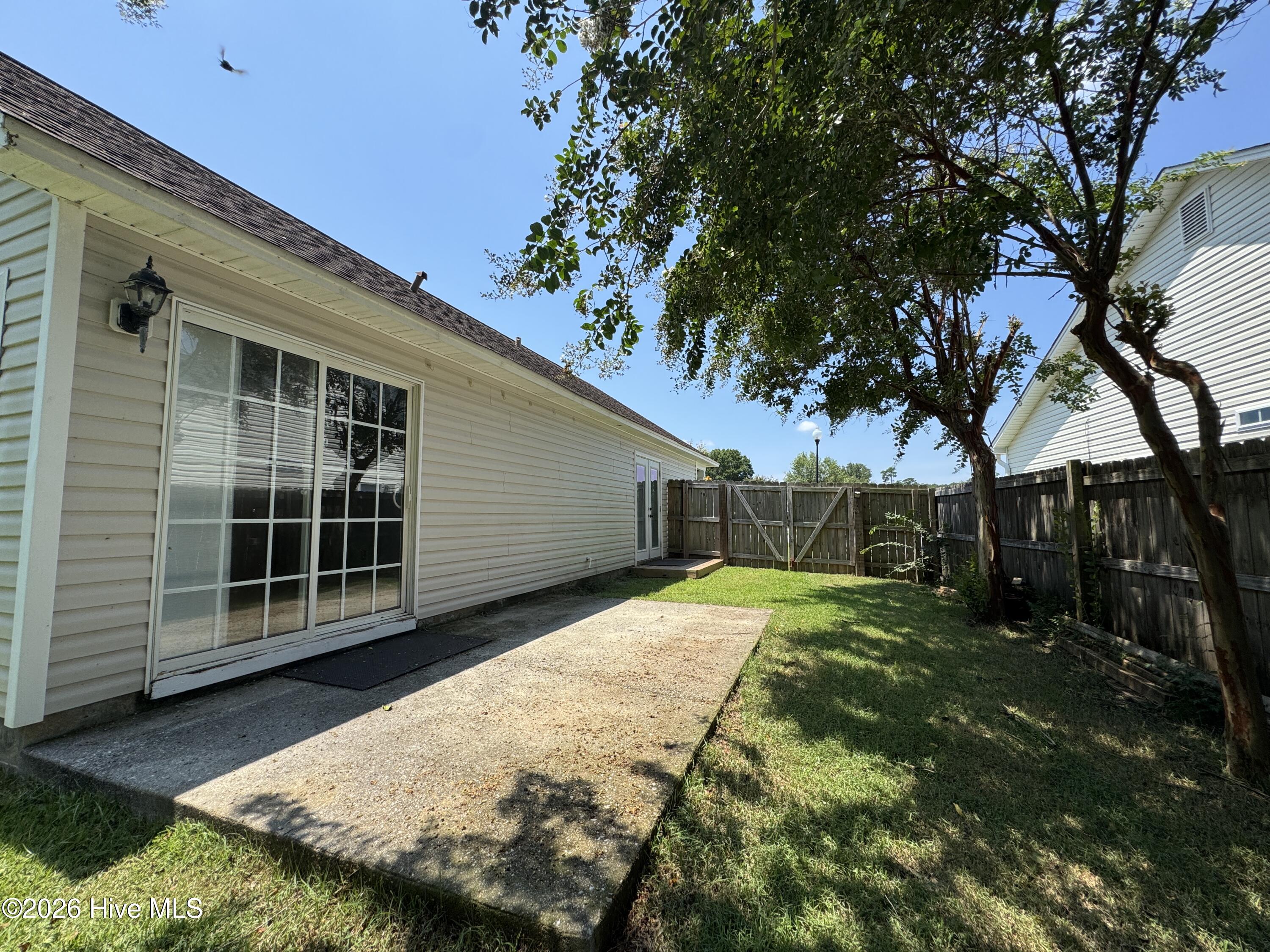 8667 Orchard Loop Road NE