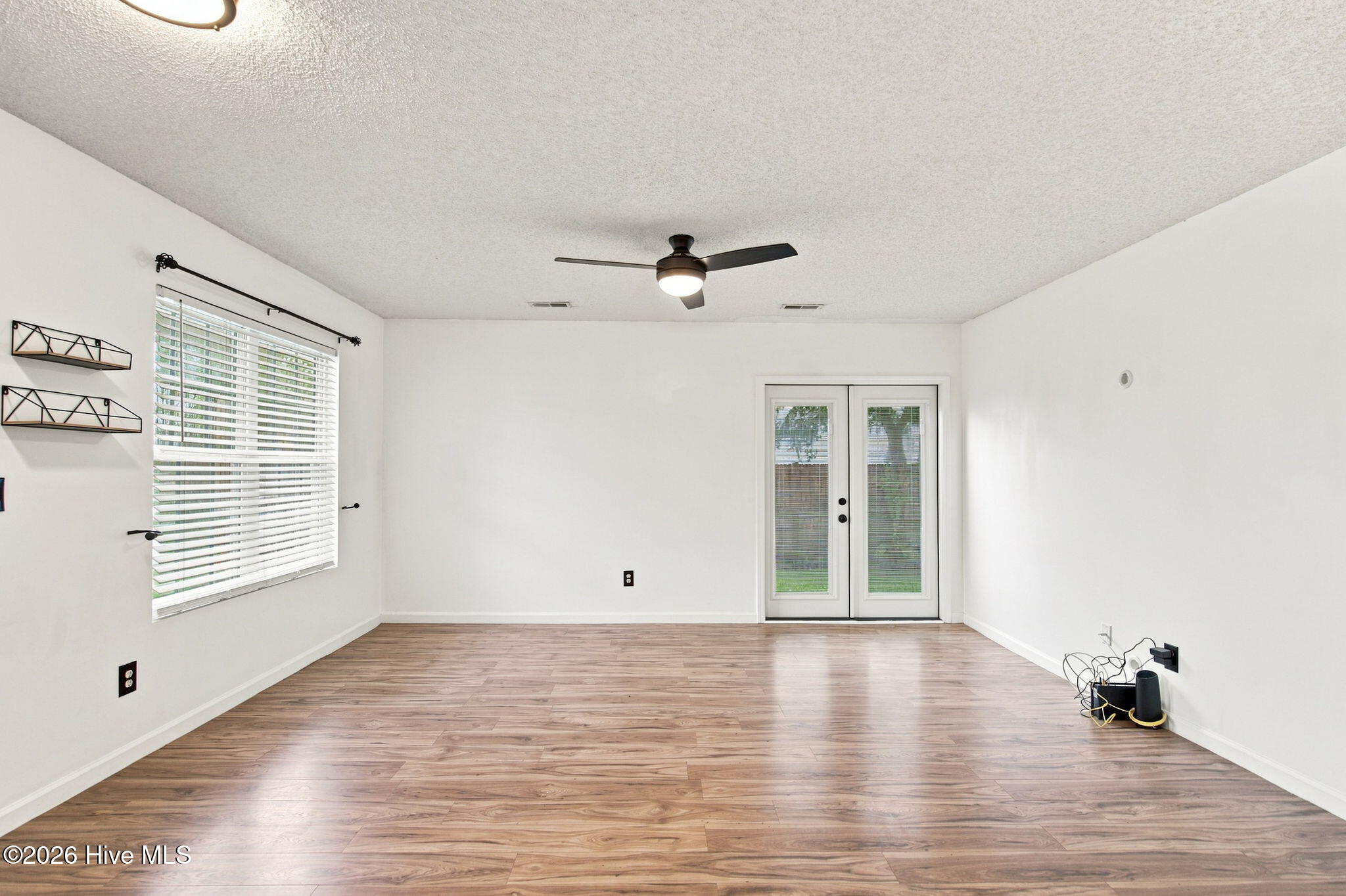 8667 Orchard Loop Road NE