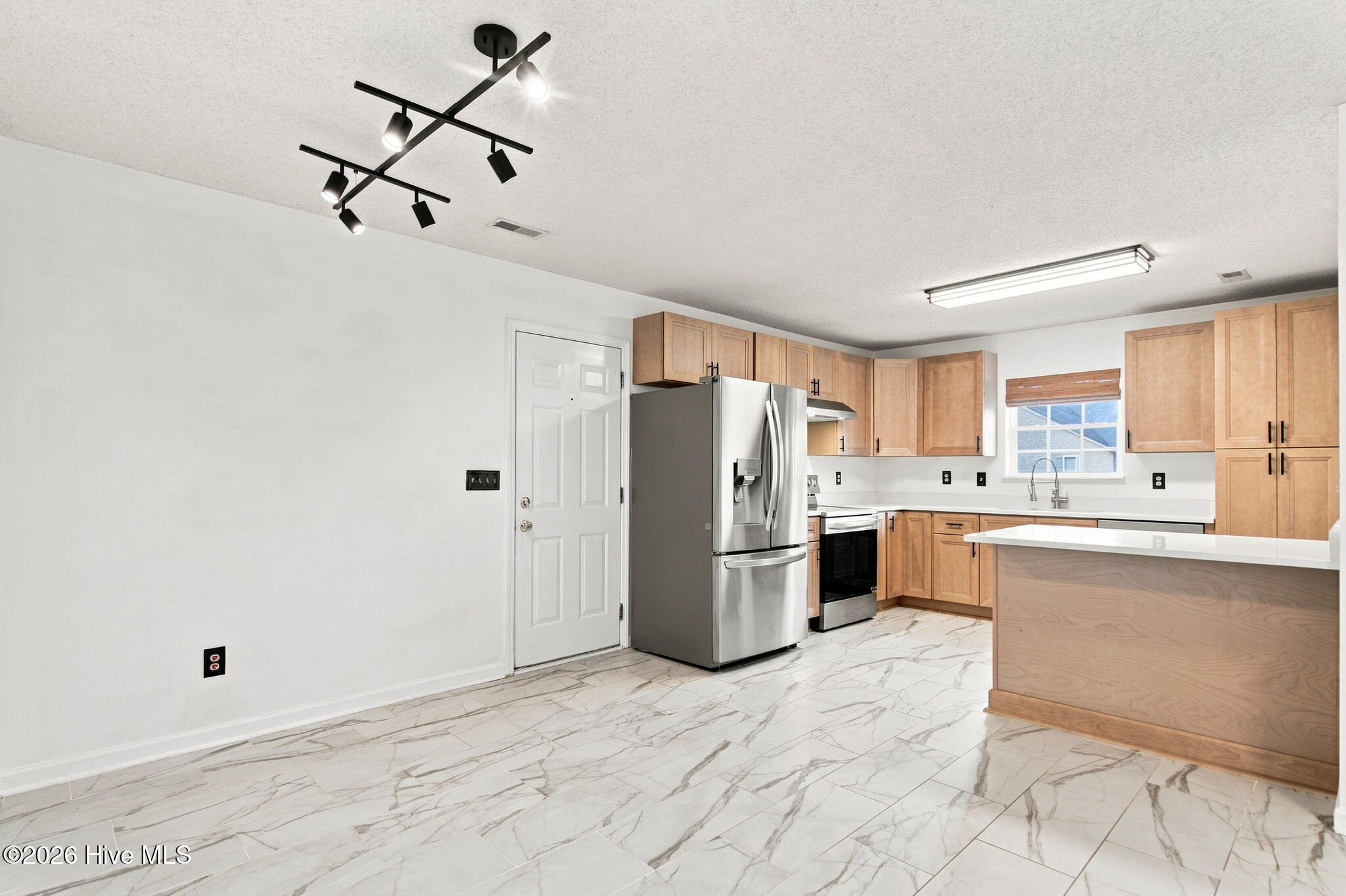 8667 Orchard Loop Road NE