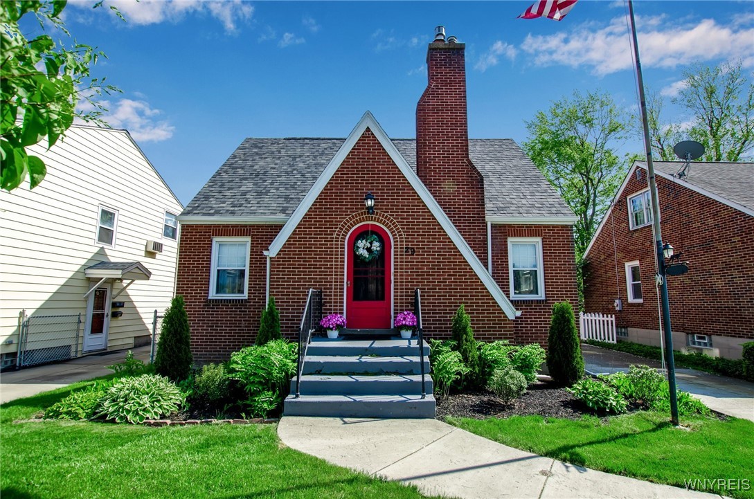 29 Layton Avenue
