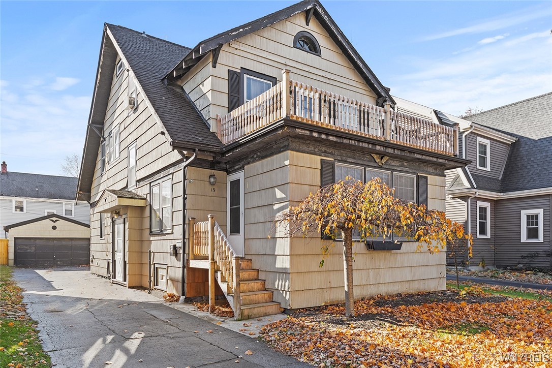 19 Coolidge Drive