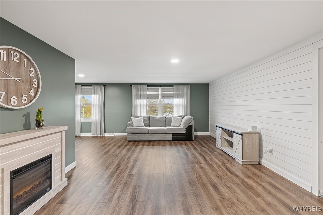 65 Guilford Lane 5