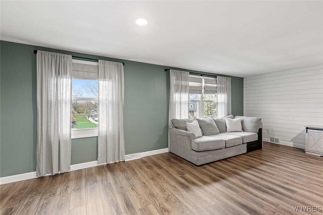 65 Guilford Lane 5