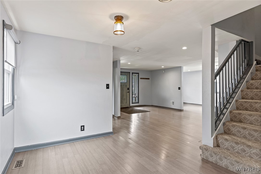 27 Gunnell Avenue