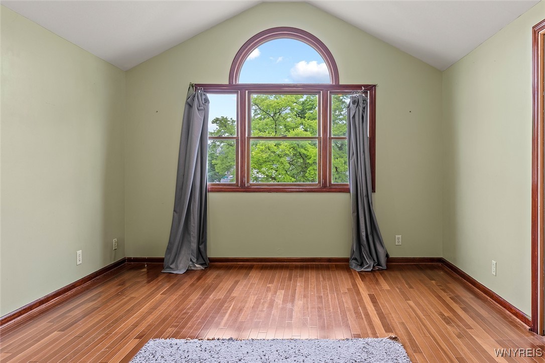 27 Gunnell Avenue