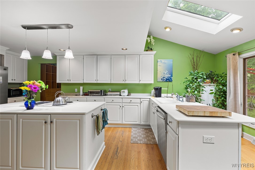 279 Wellingwood Drive