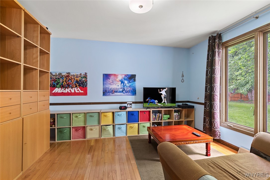 279 Wellingwood Drive