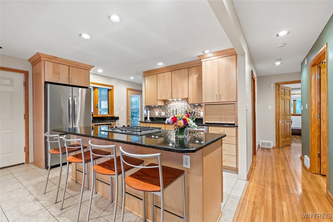 152 Bentham Parkway East