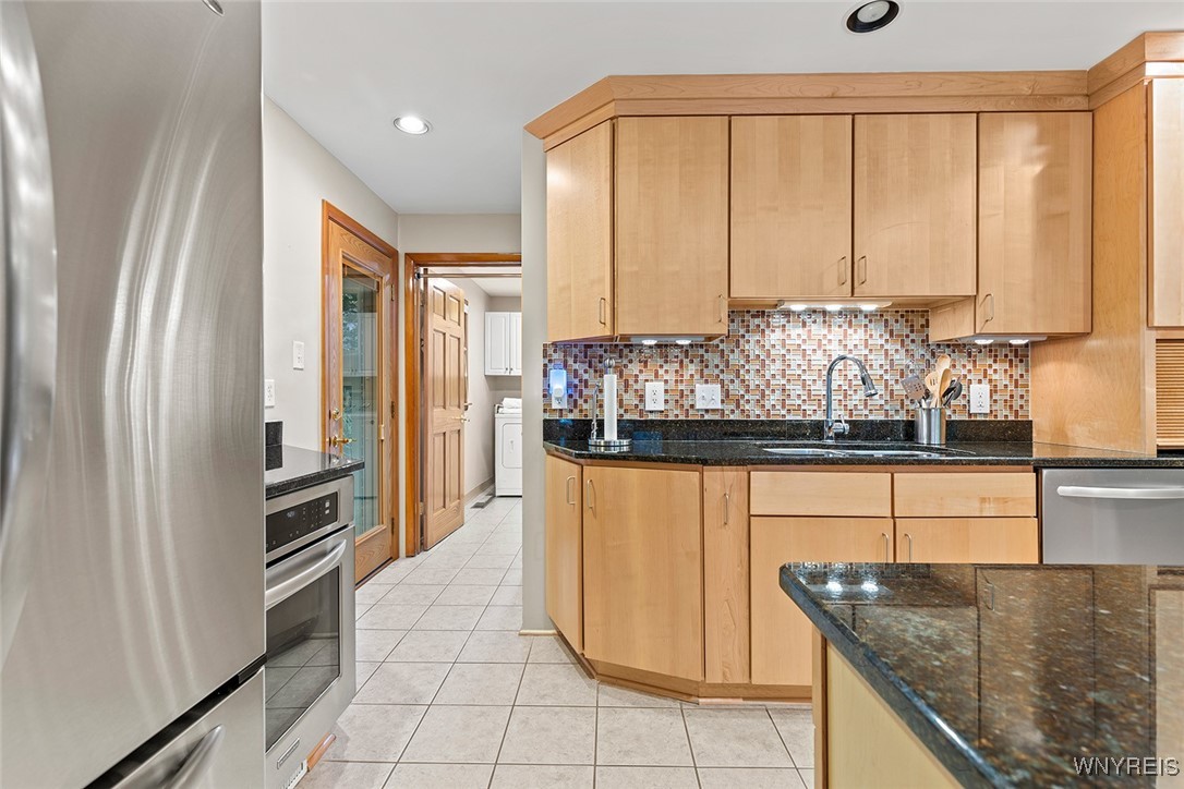 152 Bentham Parkway East