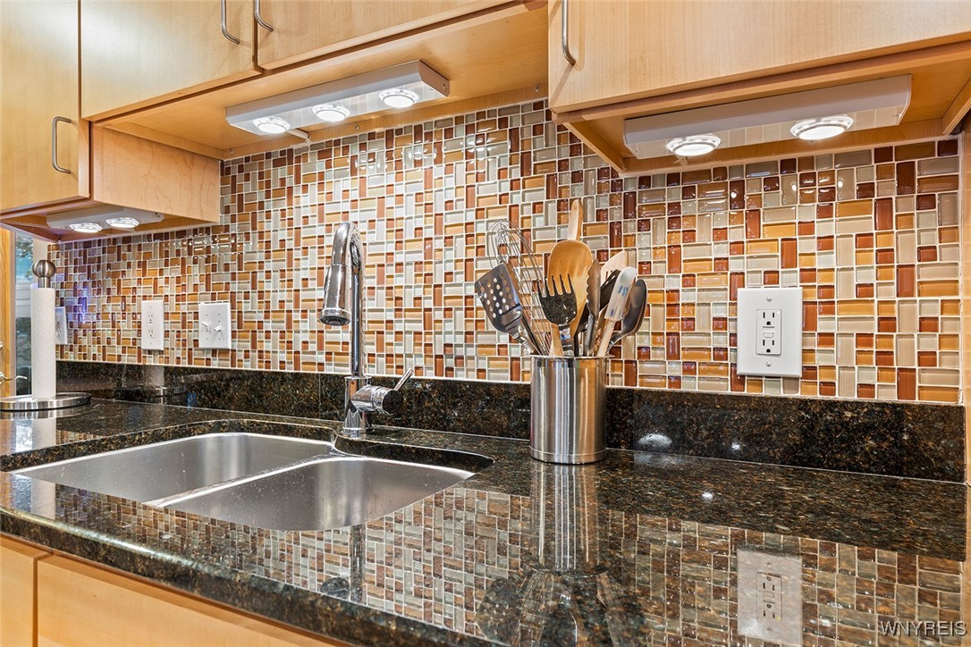 152 Bentham Parkway East