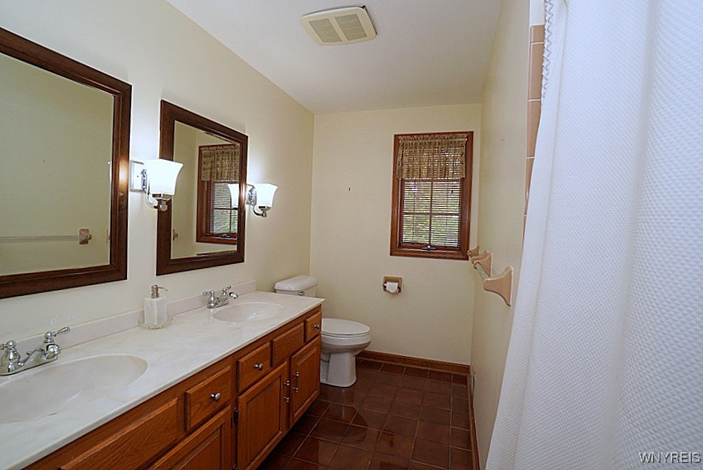 7199 Woodhaven Drive