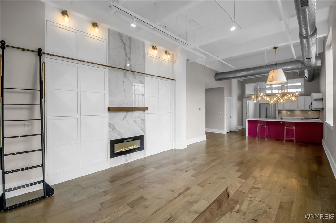 210 Ellicott Street 506