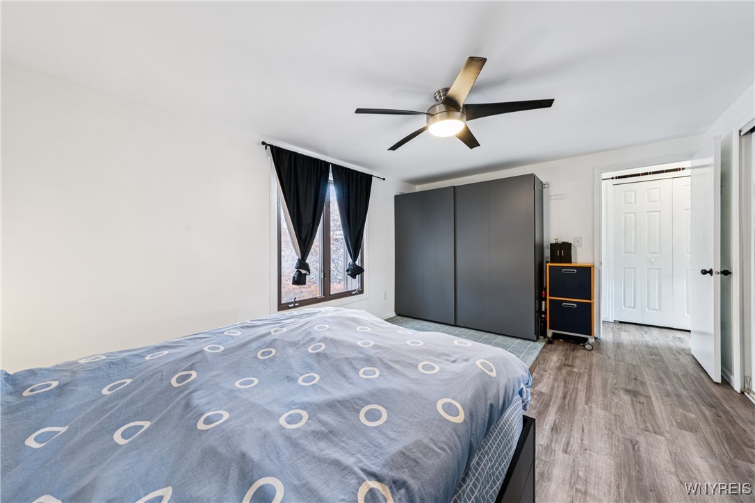 120 Charter Oaks Drive 4