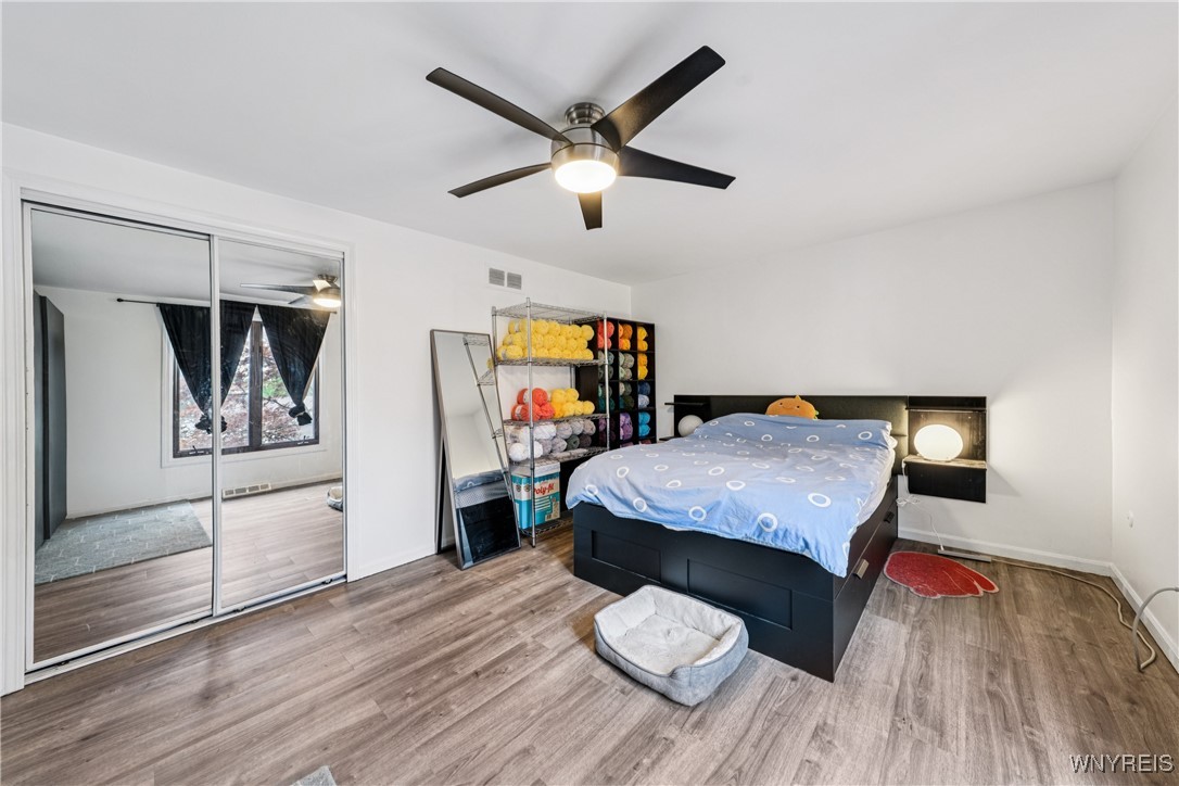 120 Charter Oaks Drive 4