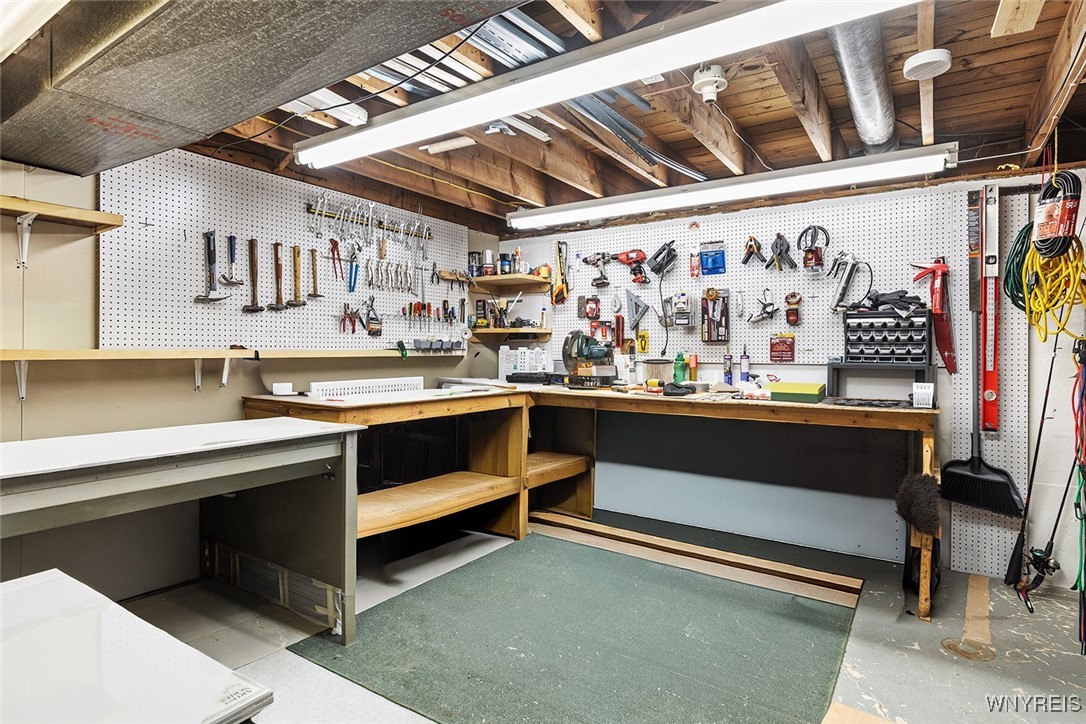 1600 Red Jacket Road