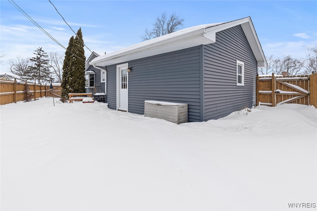 1600 Red Jacket Road