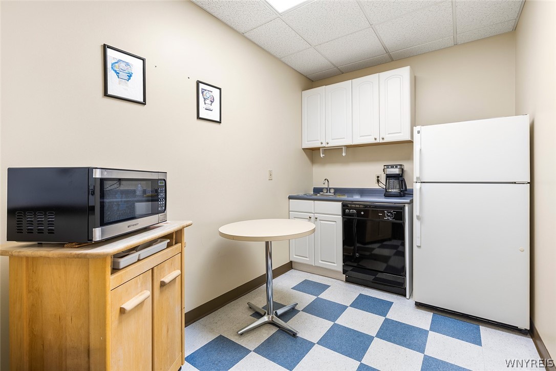 610 Main St - 2nd floor