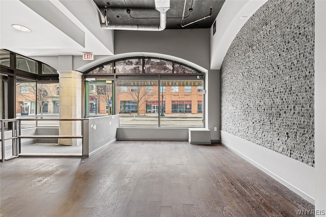 610 Main Street - Street Level