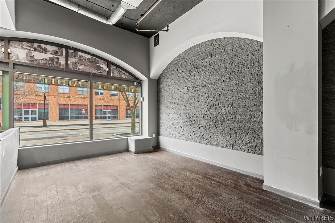610 Main Street - Street Level