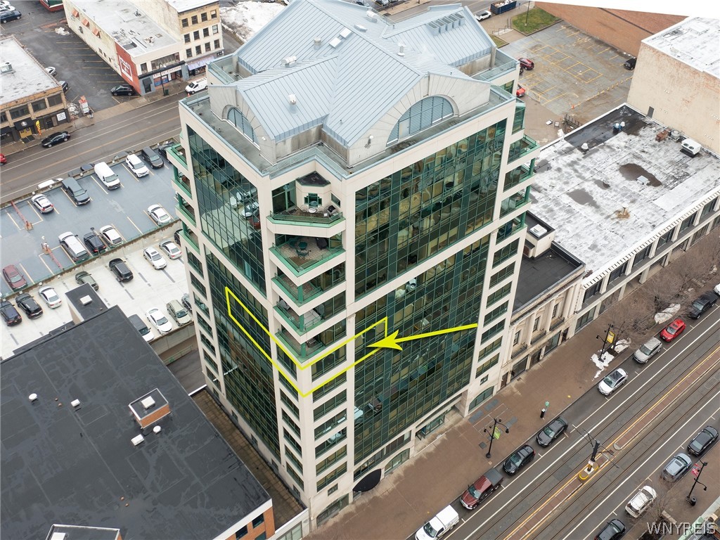 610 Main Street 905