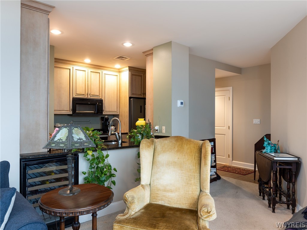 610 Main Street 905