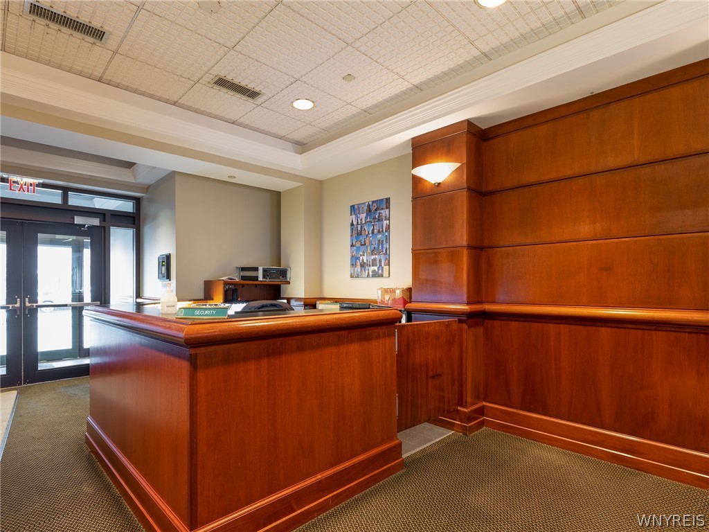 610 Main Street 905