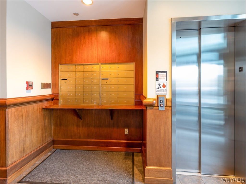 610 Main Street 905