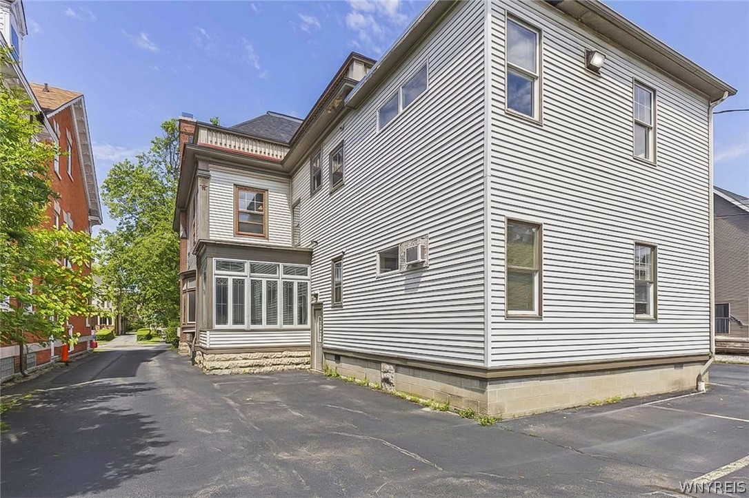 343 Elmwood Avenue