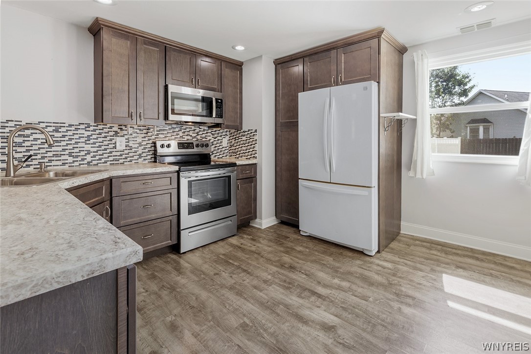 242 Sundridge Drive