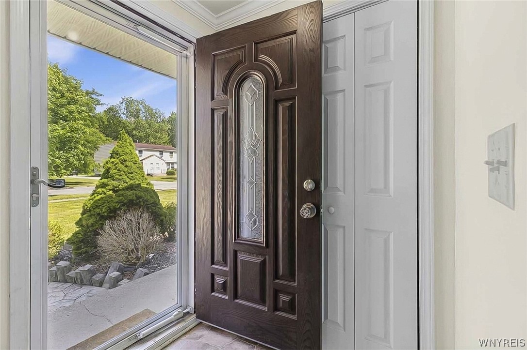 242 Sundridge Drive