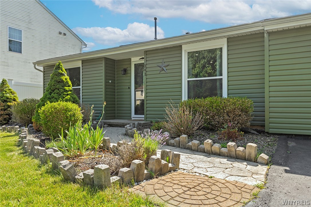 242 Sundridge Drive