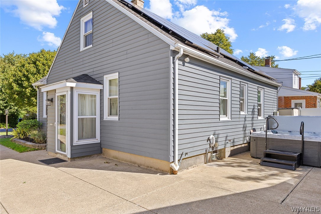 81 Cornell Avenue