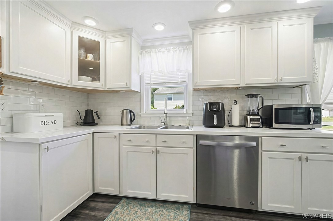 81 Cornell Avenue