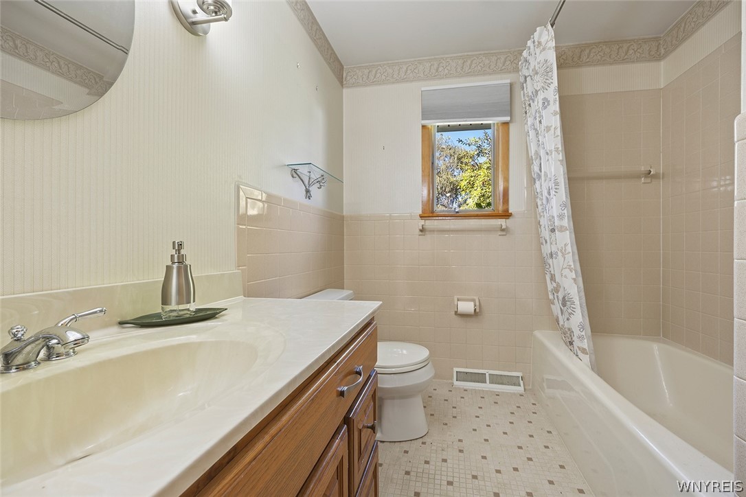 3588 Winchester Drive