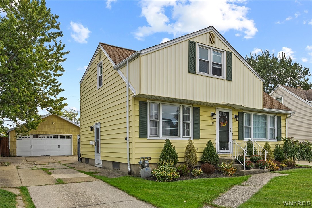 141 North Ellwood Avenue
