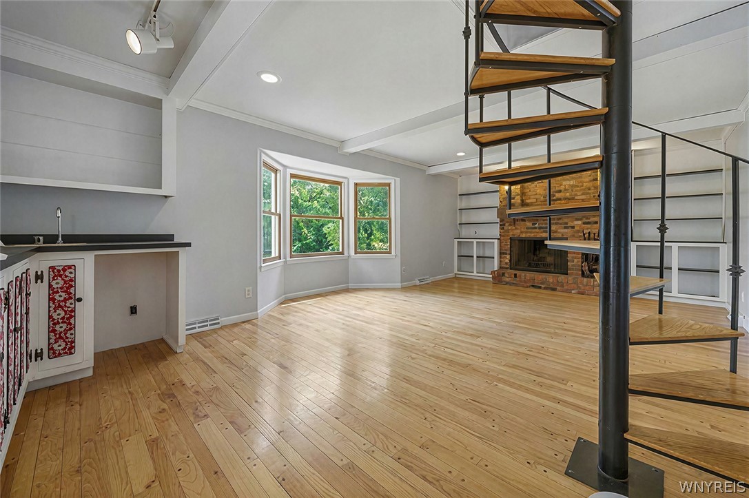 192 Wood Acres Drive