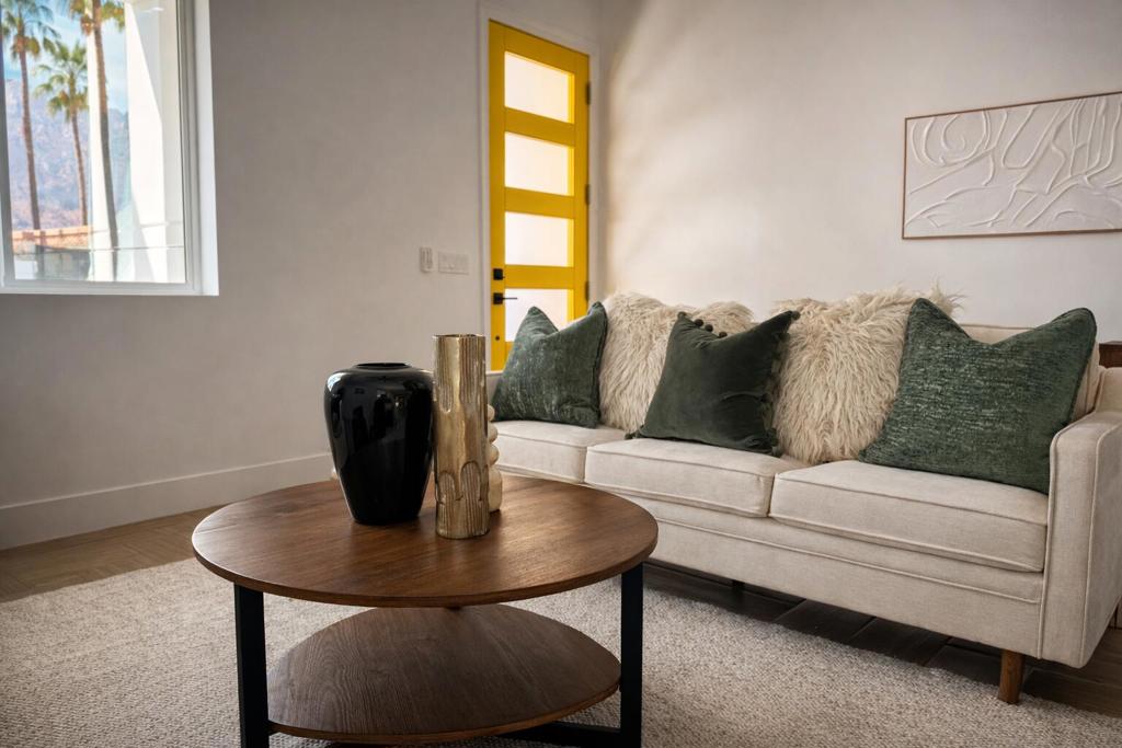 53840 Avenida Carranza