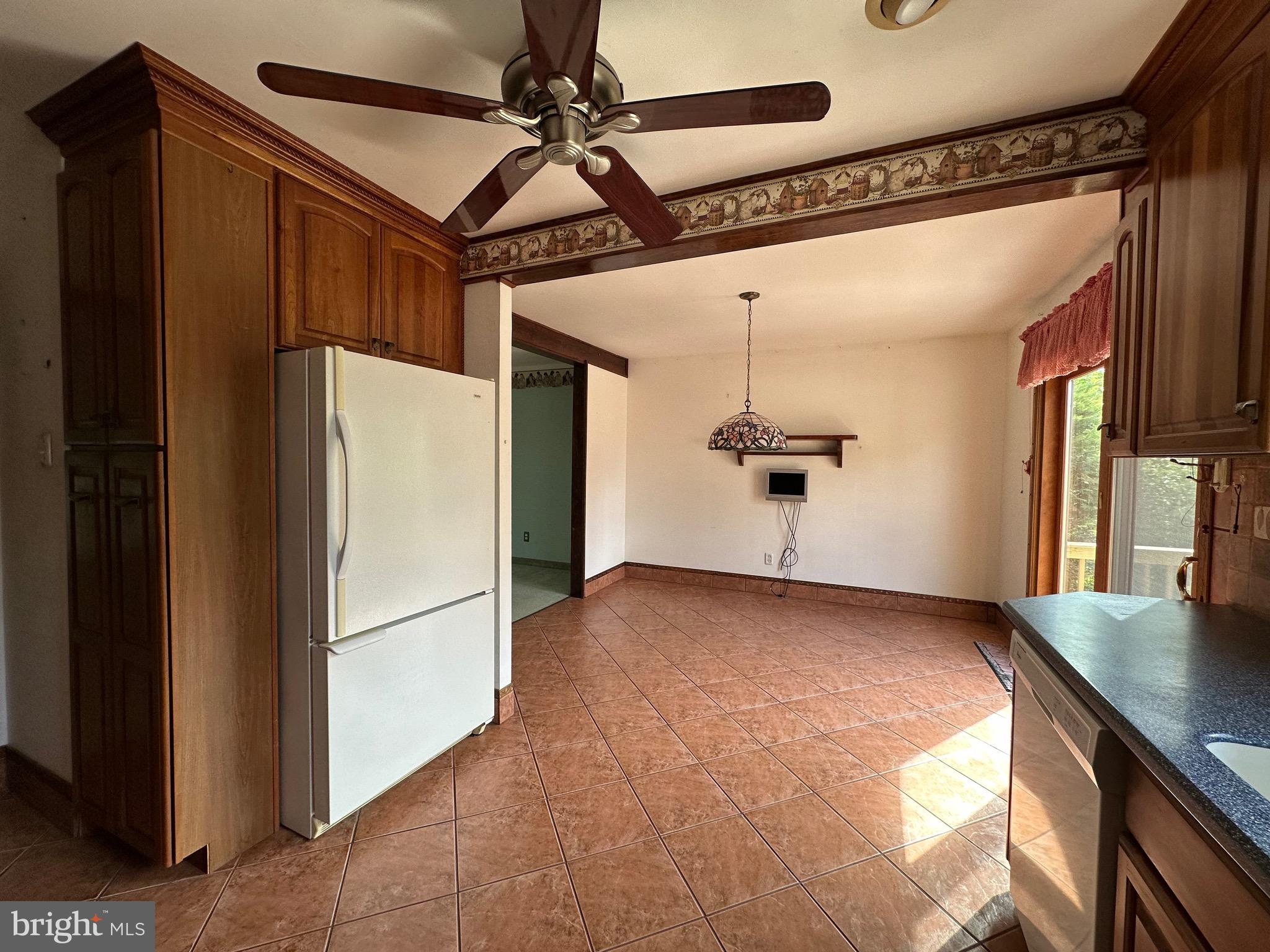 900 Marshall Dr