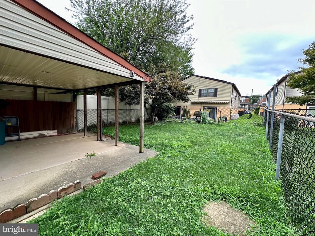 740 Princeton Ave