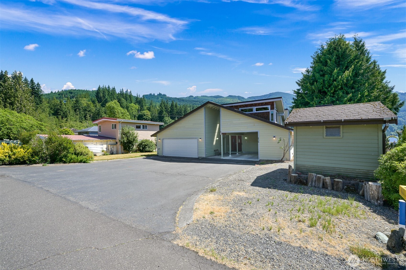 850 Autumn Lane