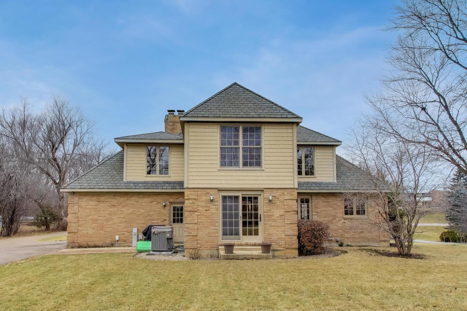 36W787 Red Haw Lane