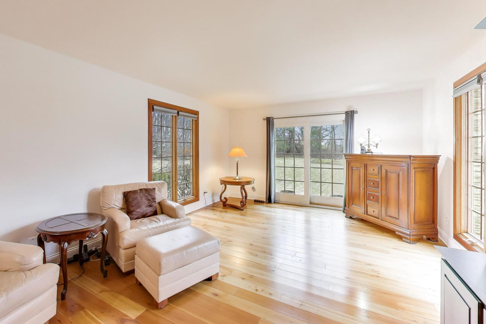 36W787 Red Haw Lane